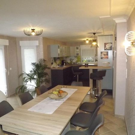 Grosszuegige Ferienwohnung Am Waldesrand Im Seenland Lauta Экстерьер фото